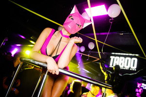 Naujas vakarėlių sezonas Kaune: seksualiausios merginos ir naujausia muzika