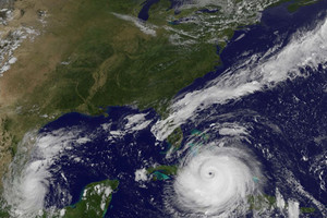 Meksikoje siaučianti „Katia“ nusilpo iki atogrąžų audros