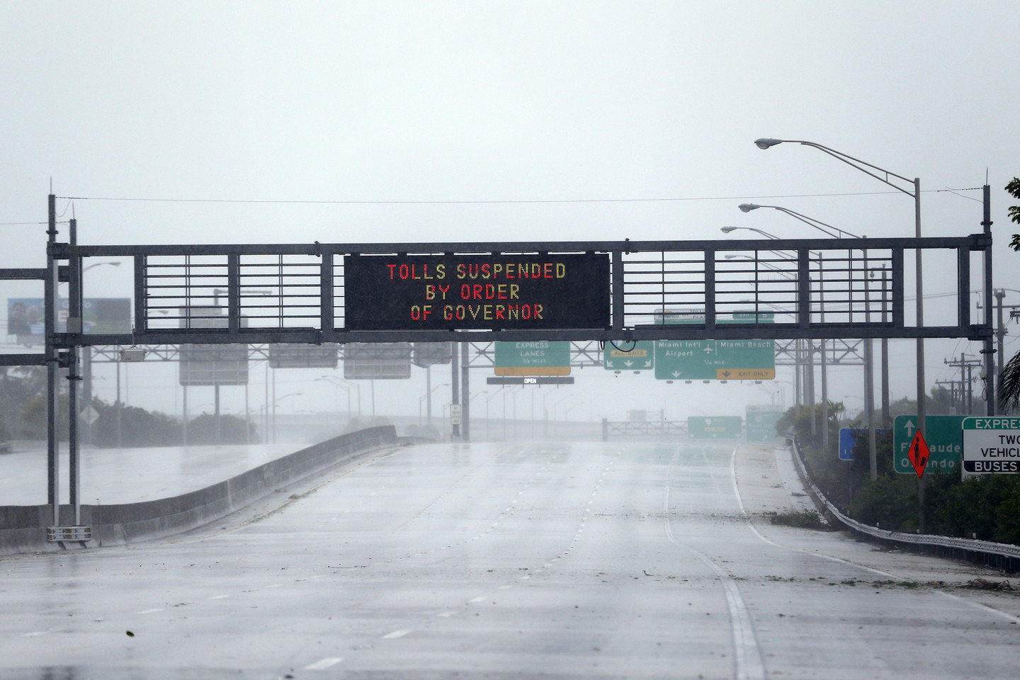 „Irma“ pridarė žalos už maždaug 100 mlrd. JAV dolerių ir buvo vienas brangiausių uraganų istorijoje.<br> AP nuotr.