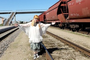 Juozui Miltiniui išsišaipius rašytoja puolė skandintis Nevėžyje