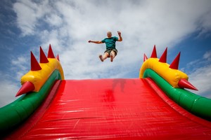 Kasmetinis Kazimiero Baršausko vardo bėgimas vilios atsinaujinusiu kliūčių ruožu
