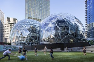 „Amazon“ ruošiasi statyti antrąjį, ne mažiau įspūdingą biurą