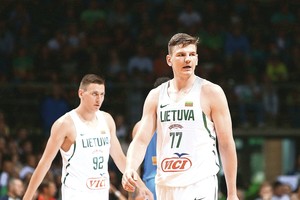 Artūro Gudaičio išvykimas – kirtis Dainiui Adomaičiui ir krepšinio rinktinei