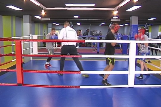 Tyla nutraukta: Vilniuje atidaryta moderni bokso salė