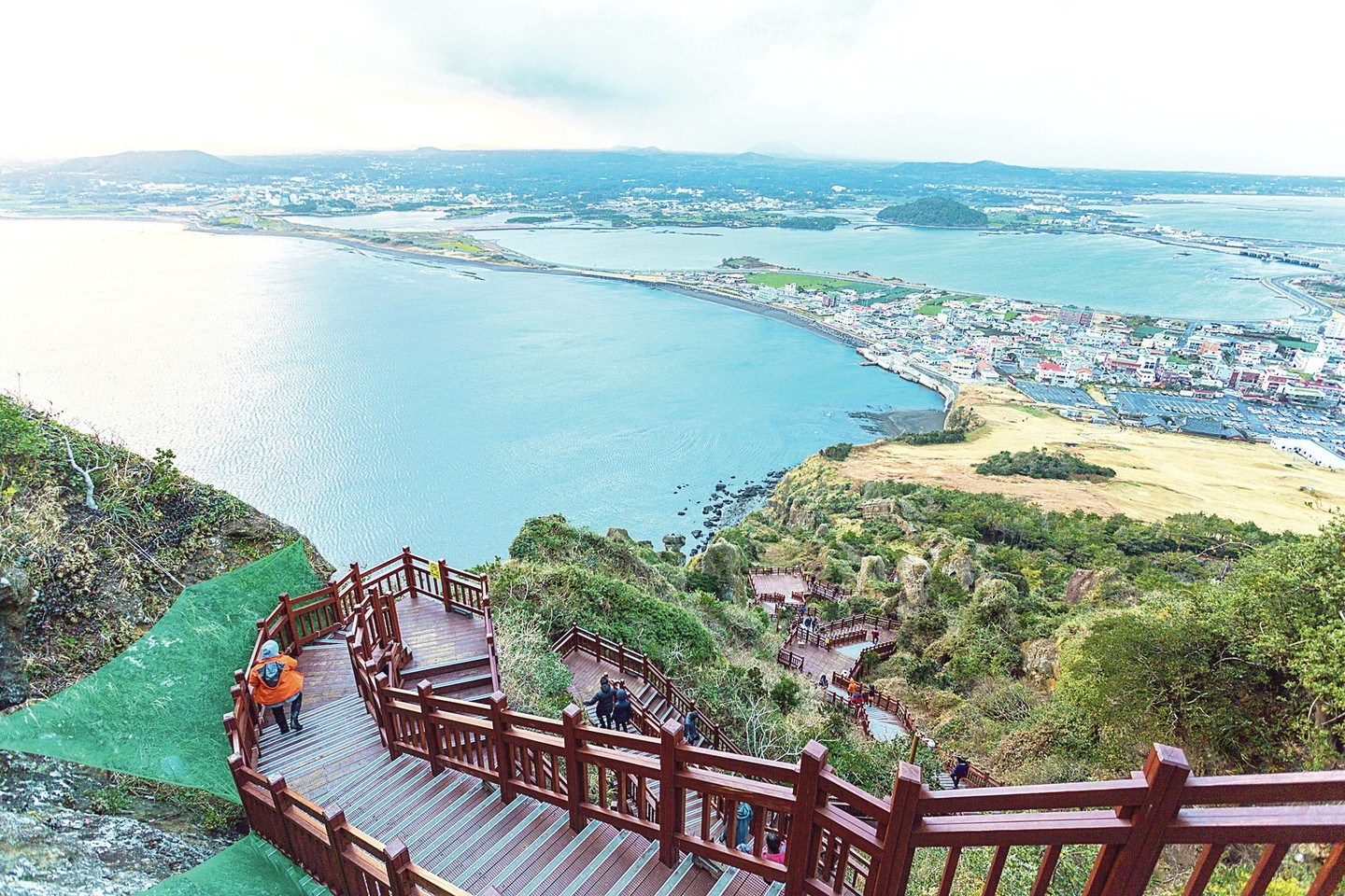 Korėjos pusiasalio pietryčiuose esanti Džedžu sala yra viena pretendenčių tapti naujuoju pasaulio gamtos stebuklu.<br> 123rf nuotr.