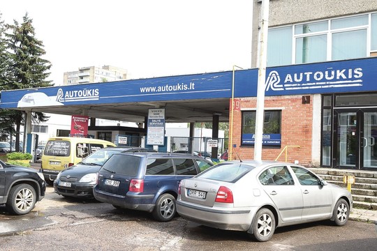 Afera Vyriausybės panosėje: nusipirko įmonę, gavo ir brangių dovanų