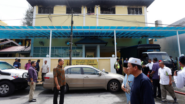 Per gaisrą Malaizijos mokykloje sudegė mokiniai