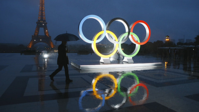 Paskelbtos iš karto dviejų vasaros olimpinių žaidynių sostinės