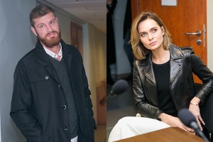 Astą Valentaitę apvogęs Dovydas Redikas į teismą atvyko su policijos priežiūra