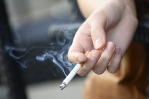 Specialistai įspėja: kasdien darome vieną veiksmą, kuris tiek pat pavojingas, kiek rūkymas