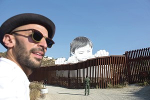 Su Banksy lygintas menininkas ruošiasi naujiems projektams