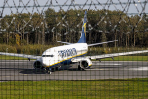 Sujudimas „Ryanair“: masiškai atšaukinėjami skrydžiai