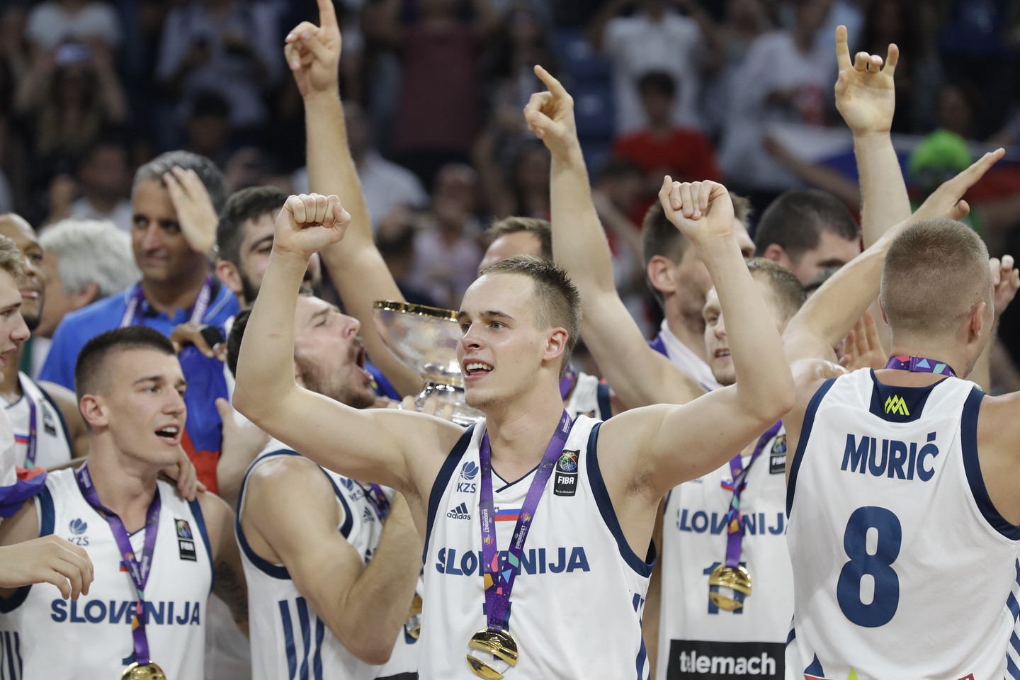  Slovėnijos krepšininkai pirmą kartą tapo Europos čempionais <br> AP nuotr.