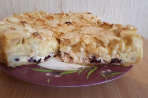 Varškė, obuoliai ir spanguolės – tai tobuliausias rudeninis pyragas