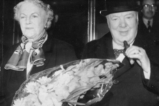  To apie Clementine Churchill dar nežinojome: iš Winstono ji „pynė  virves“
