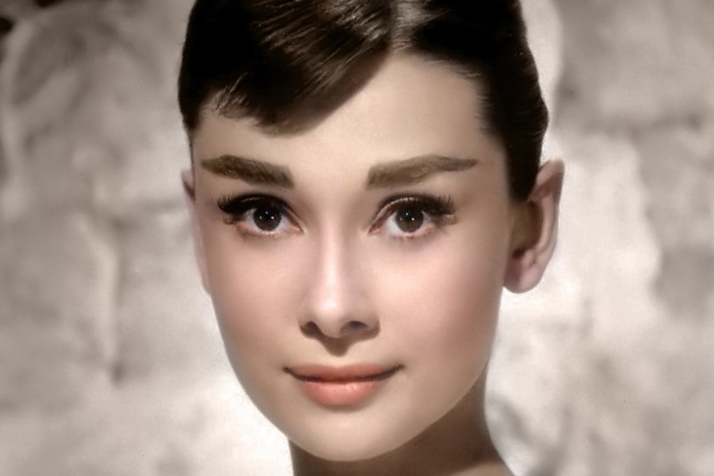 Skaitytoja pasidalino įžvalgiomis legendinės aktorės Audrey Hepburn citatomis, kurias turėtų įsidėmėti kiekviena moteris. <br>„Vidapress“ nuotr.