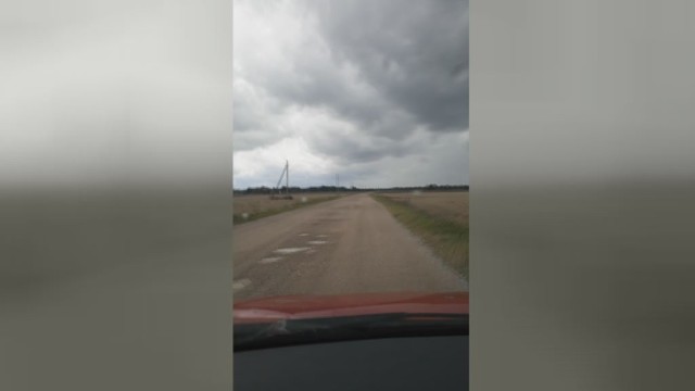 Užfiksavo kaimo kelius Jurbarko rajone, kuriuo vairuotojai važinėja kas dieną