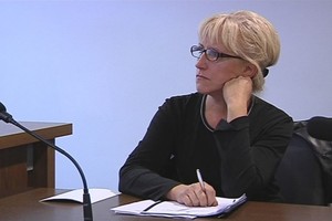 Neblaivi siautėjusi prokurorė nušalinta nuo pareigų