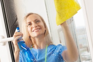 Pamirškite sportą: štai kiek kalorijų sudeginate tvarkydami namus!