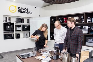 Kauniečiai paragavo brangiausios pasaulyje kavos