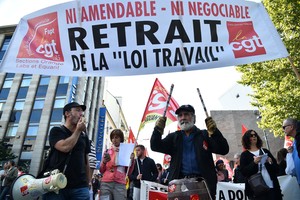 Prancūzijoje rengiami nauji protestai dėl darbo kodekso pataisų