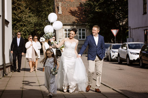 Klaipėdoje už savo išrinktojo ištekėjo „Man–go“ atlikėja Rima Petrauskytė-Malašičevė