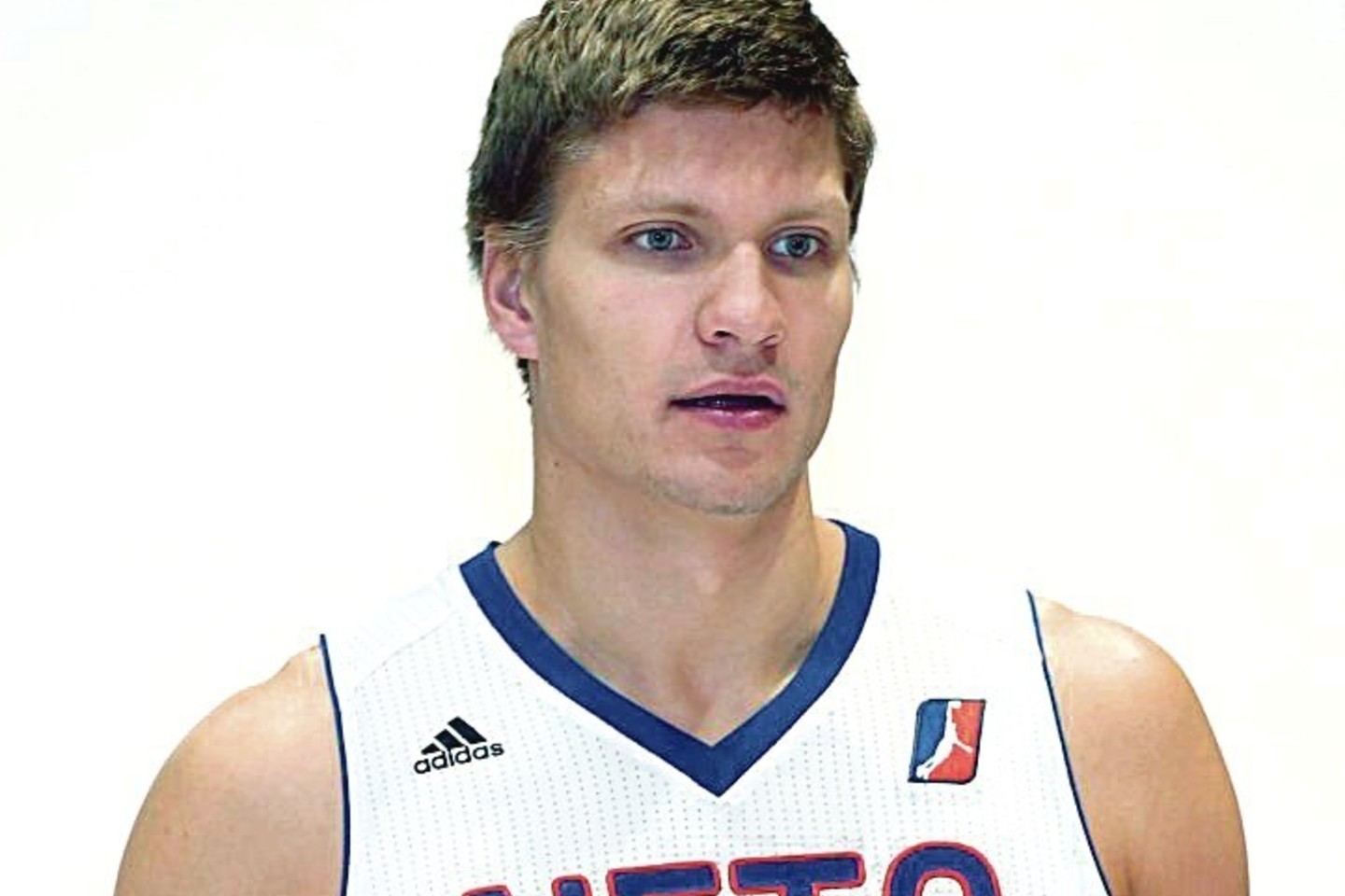 E.Mockevičiui buvo atlikta peties operacija.