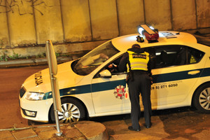 Pareigūnų patiklumas skaudžiai kirto mažeikiškiui: žodžiai „Regitroje“ paliko be žado