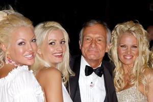 „Playboy“ imperijos karaliaus Hugh Hefnerio gyvenimas buvo apipintas erotika ir skandalais
