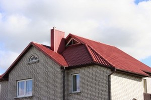 Sprendžiate, ar laikas keisti stogą? Atsakykite sau į 4 klausimus