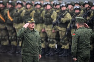 Minskas tikina, kad pratybose „Zapad“ dalyvavę Rusijos kariai išvyko iš Baltarusijos