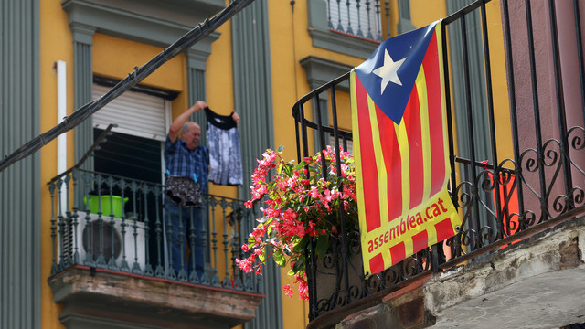 Ispanų pareigūnai konfiskavo milijonus Katalonijos referendumo biuletenių