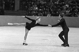 Mirė Rusijos olimpinė dailiojo čiuožimo čempionė