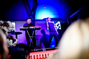 Atgimes naktinis klubas Mojo Lounge surengė įspūdinga Vaido Baumilos šou.