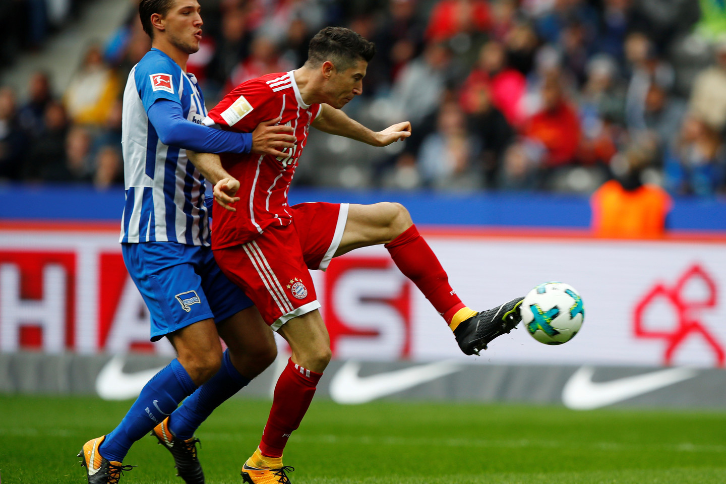 "Bayern" komanda sužaidė lygiosiomis su "Hertha"<br> AFP/Scanpix nuotr.