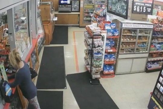 Moters bandymas apvogti parduotuvę skaudžiai atsirūgo