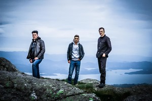„Mano juodoji sesuo“ naują vinilo plokštelę „Svetimi“ pristatys koncertuose