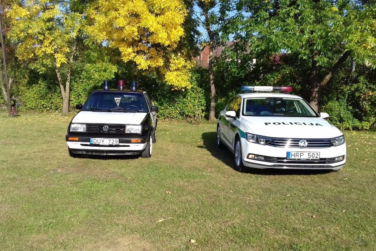 Tokiais „Volkswagen Jetta“ automobiliais Lietuvos kelių policija važinėjo 1990–1994 metais.<br>„Retromobile“ nuotr.