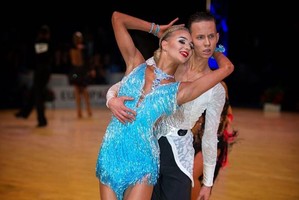 Lietuvos šokėjai tarptautinėse varžybose Vietname laimėjo keturias poras medalių