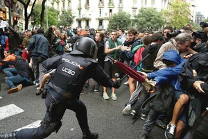 Demokratijos principus sutrypė ir ispanai, ir katalonai