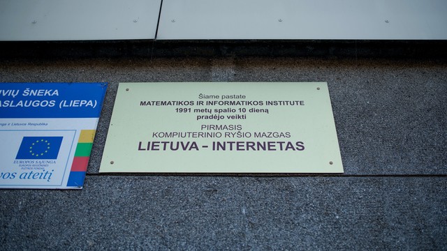 Ar žinojote, kam turėtume būti dėkingi už Lietuvoje veikiantį internetą