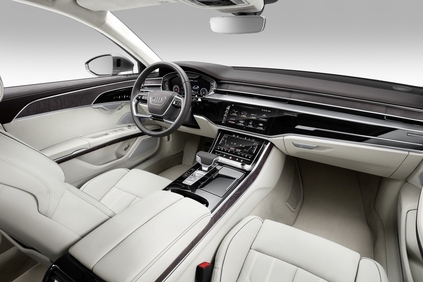 „Audi A8“ kaina Lietuvoje prasideda nuo 86 700 eurų.<br>Gamintojo nuotr.