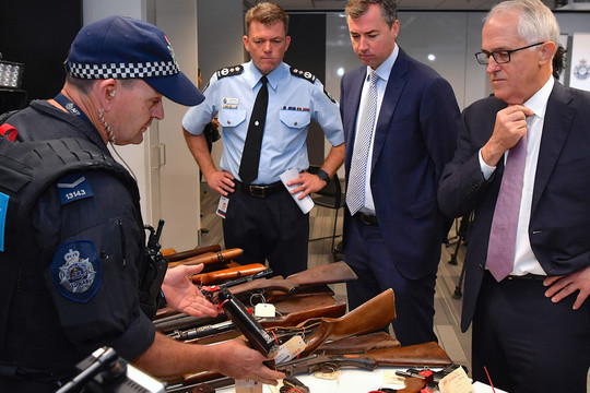 Australijoje konfiskuota daugiau kaip 50 tūkstančių ginklų