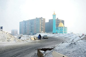 Šiauriausias pasaulio miestas sūpuojasi Rusijos propagandos lopšyje