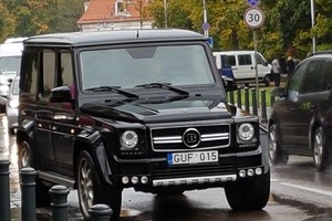 Skaudi nelaimė Vilniuje: perėjoje partrenktos 17 ir 7 metų seserys