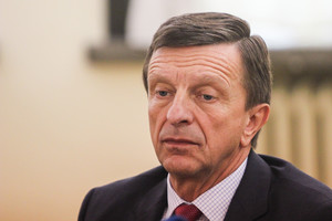 Kontrolieriui kilo klausimas, ar pats Petras Baršauskas parašė habilitacinį darbą