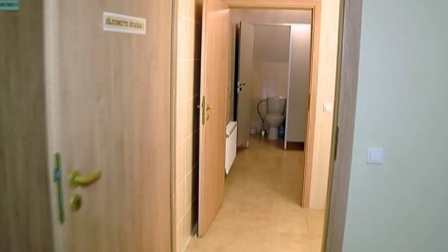 Tūkstančius kainavusį tualetą neįgaliesiems įrengė trečiame aukšte