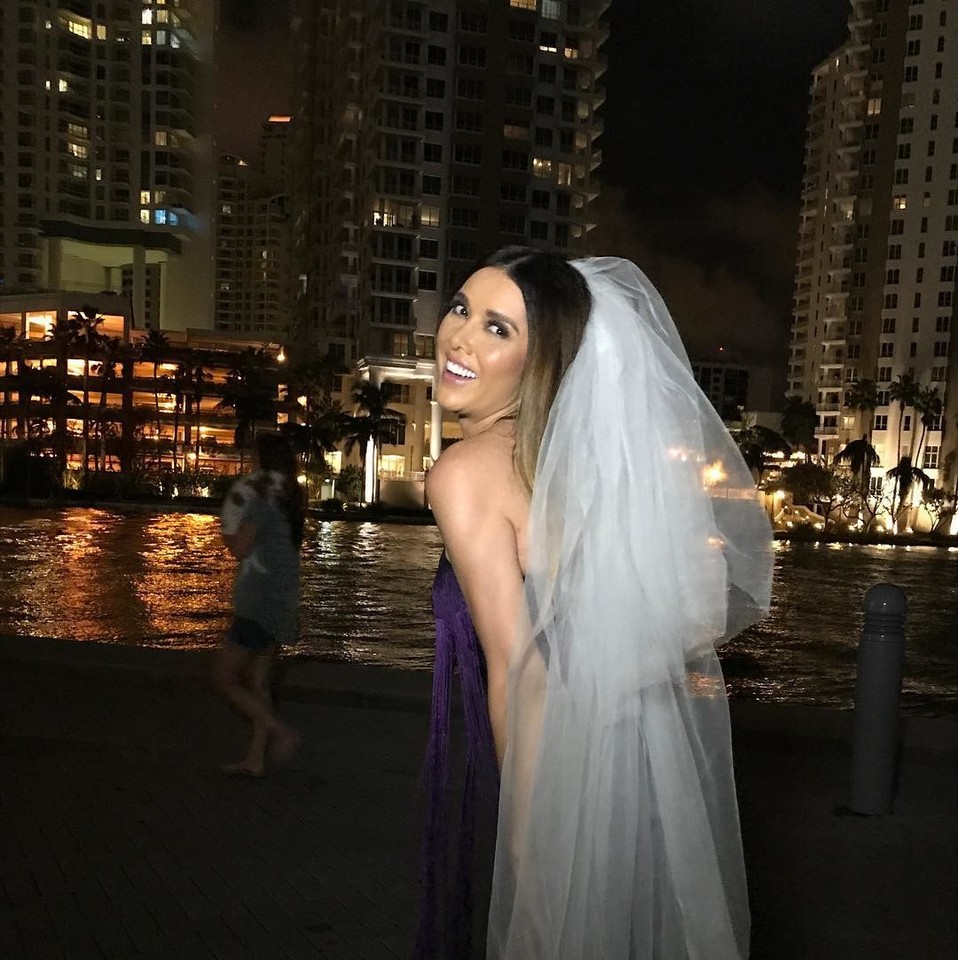  Marlene Favela atšventė mergvakarį.<br> Instagramo nuotr.