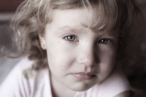 Motinai aptemo akys internete pamačius savo išniekintos dukters nuotraukas