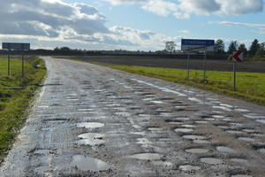 Bijo to paties scenarijaus – į kapines atvažiuojantys artimieji vėl griebsis už galvų